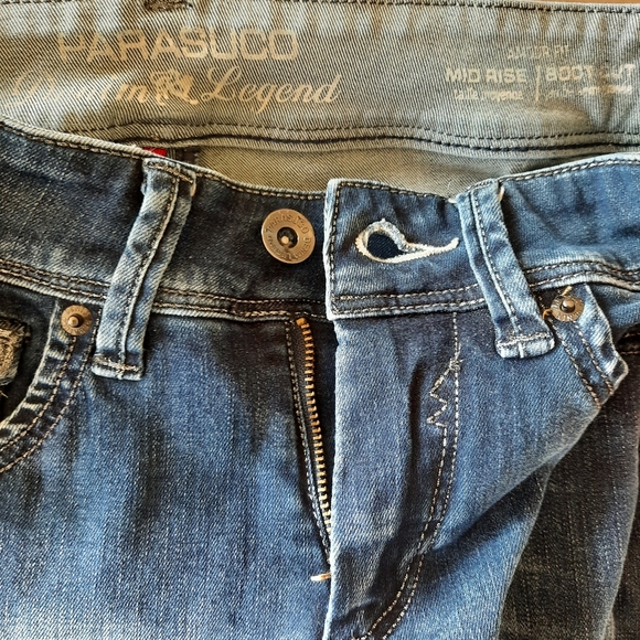 Mid Rise Parasuco Jeans - Picture 5 of 5
